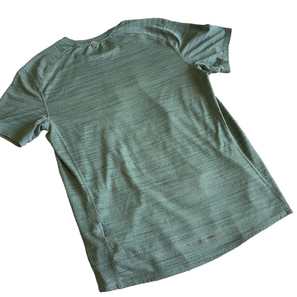 Women's Size M Nike Running Seafoam Green Dri-FIT - Picture 2 of 8